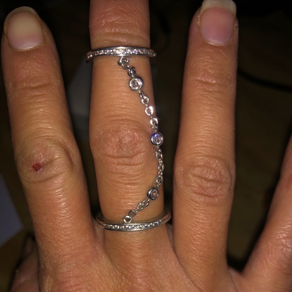 Henri Bendel ring